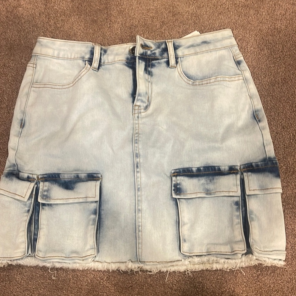 Denim skirt